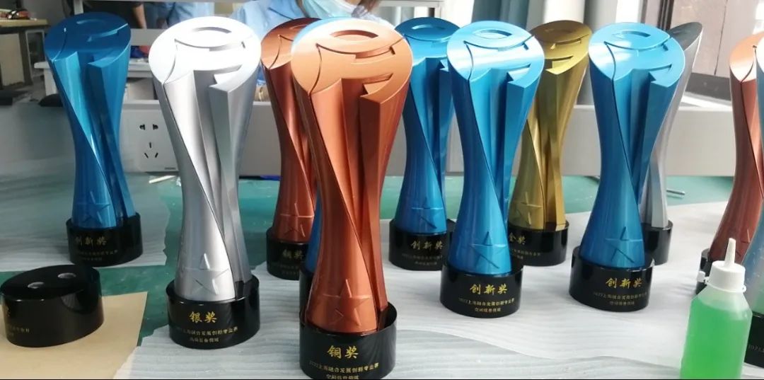 优联智造助力个性化小批量定制，速度快、质量好、更省钱